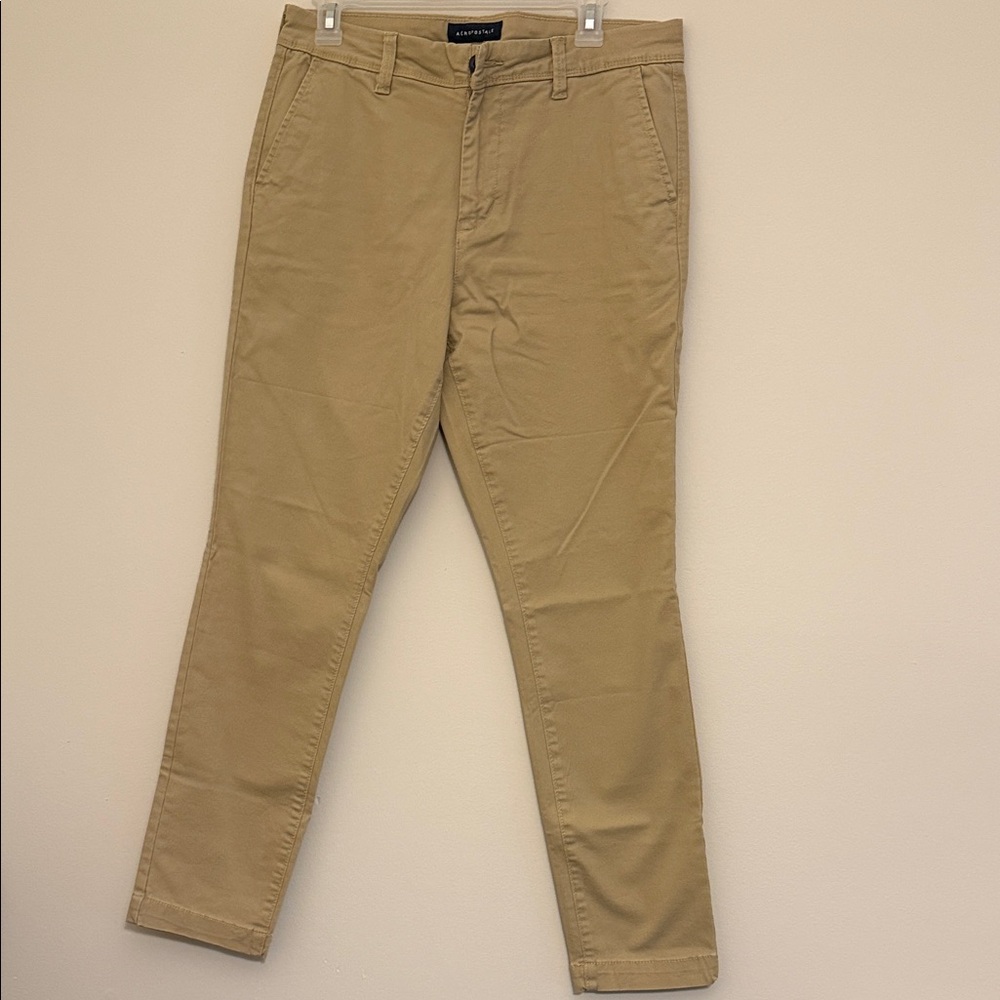 Aeropostale Khaki pants - size 31